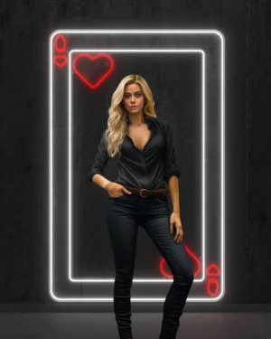 5_cart queen_people Heart Queen